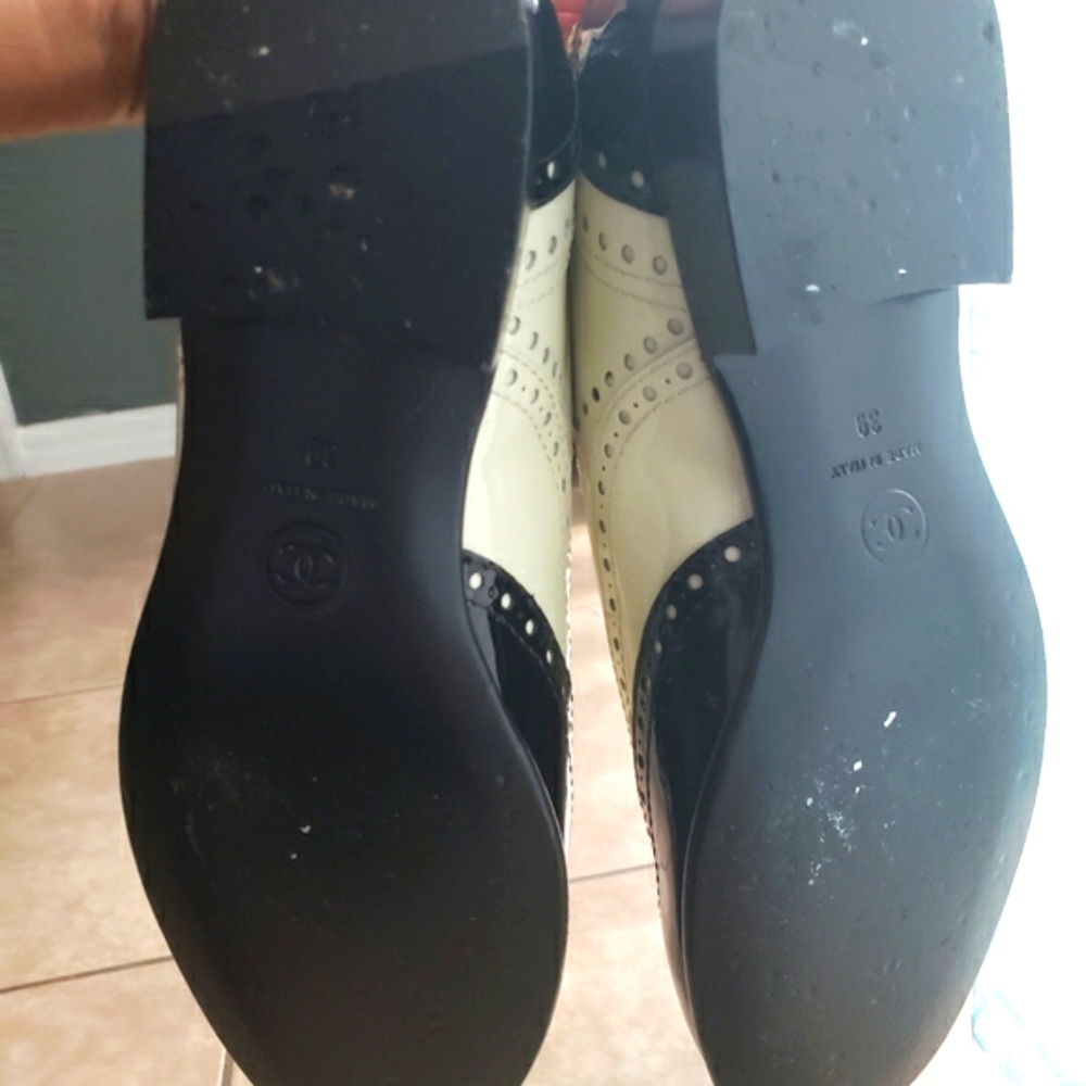 Chanel lace up patient calfskin oxford - Picture 6 of 12